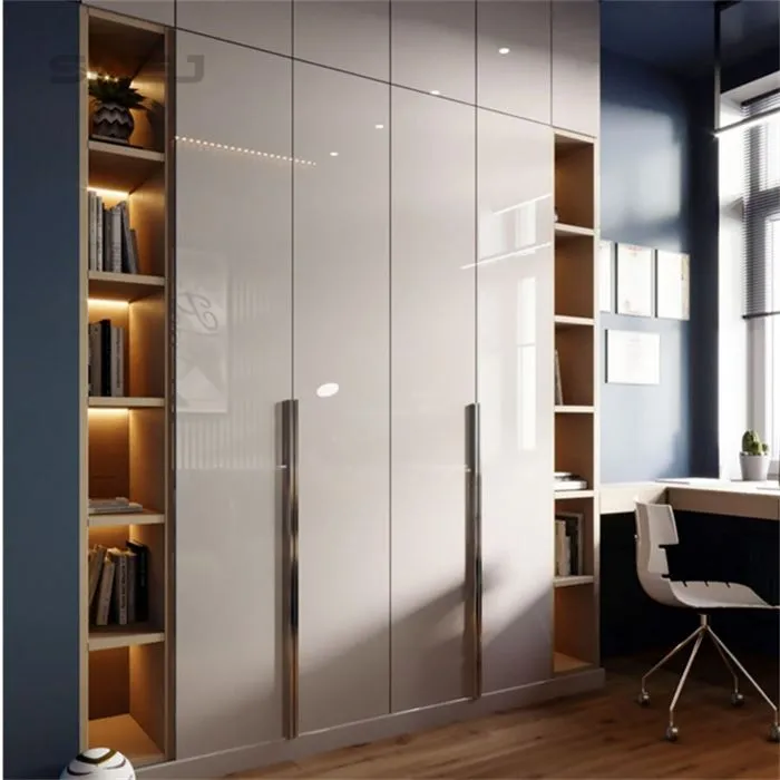Open Pantry Closet